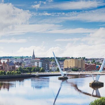 L’heure d’arrivée prévue au Royaume-Uni pour Derry : Ce qu’il faut savoir avant de partir