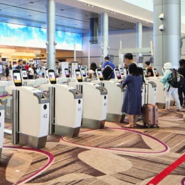 Tous les étrangers visitant Singapour utiliseront les nouvelles voies d’immigration automatisées en 2024