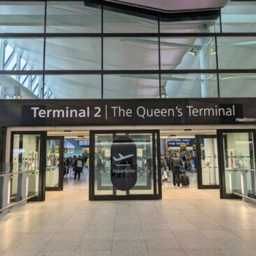 L’aéroport d’Heathrow perd 90 000 passagers en raison du nouveau système britannique d’autorisation de sortie du territoire (ETA)